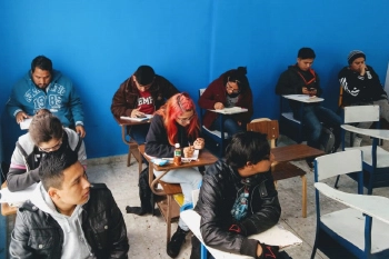 estudiantes de preparatoria de 8 meses